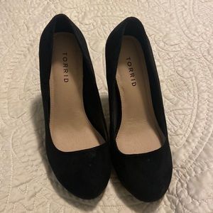 Size 7 platform heels 4inch Torrid brand like new worn once on carpet. Clean